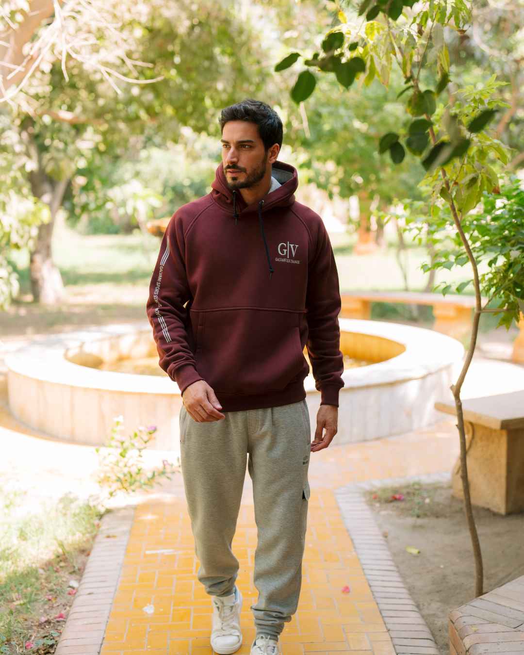 G/V GALVANI EXCHANGE Men's hooded pajama with pockets and chest print