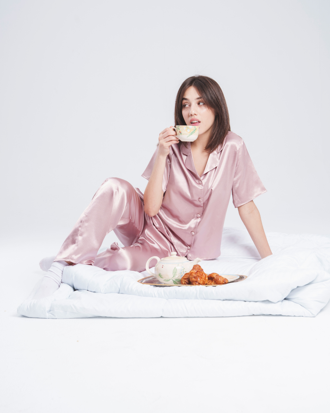 بيجاما حريمي زراير و بنطلون