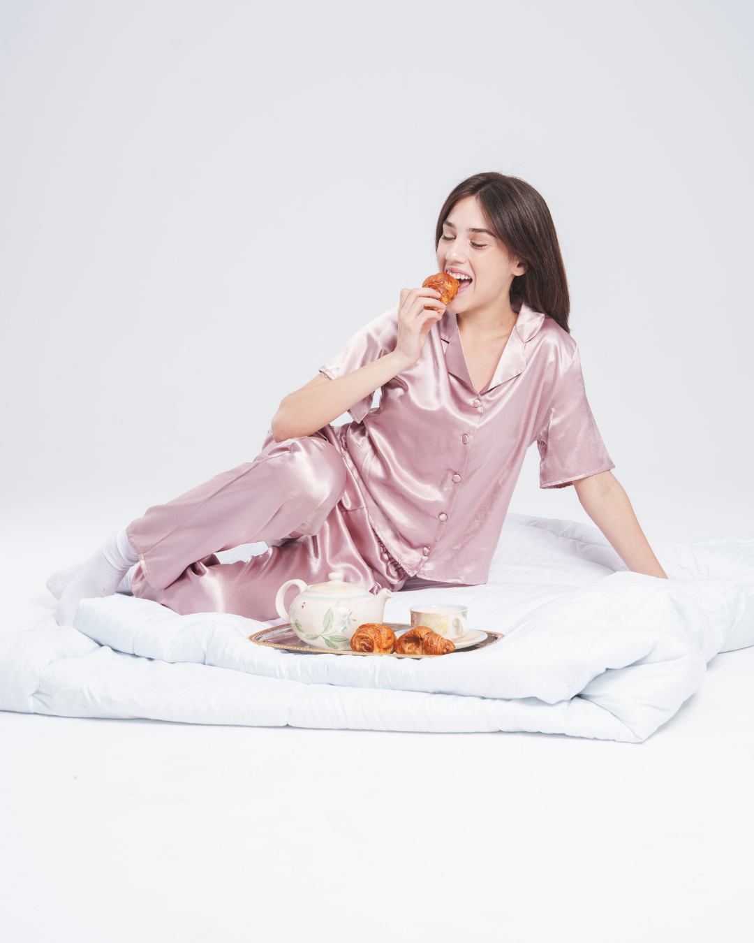 بيجاما حريمي زراير و بنطلون