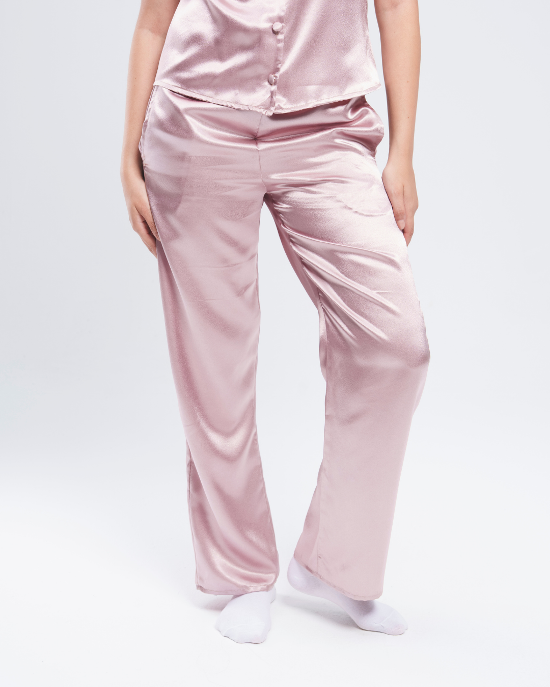 بيجاما حريمي زراير و بنطلون