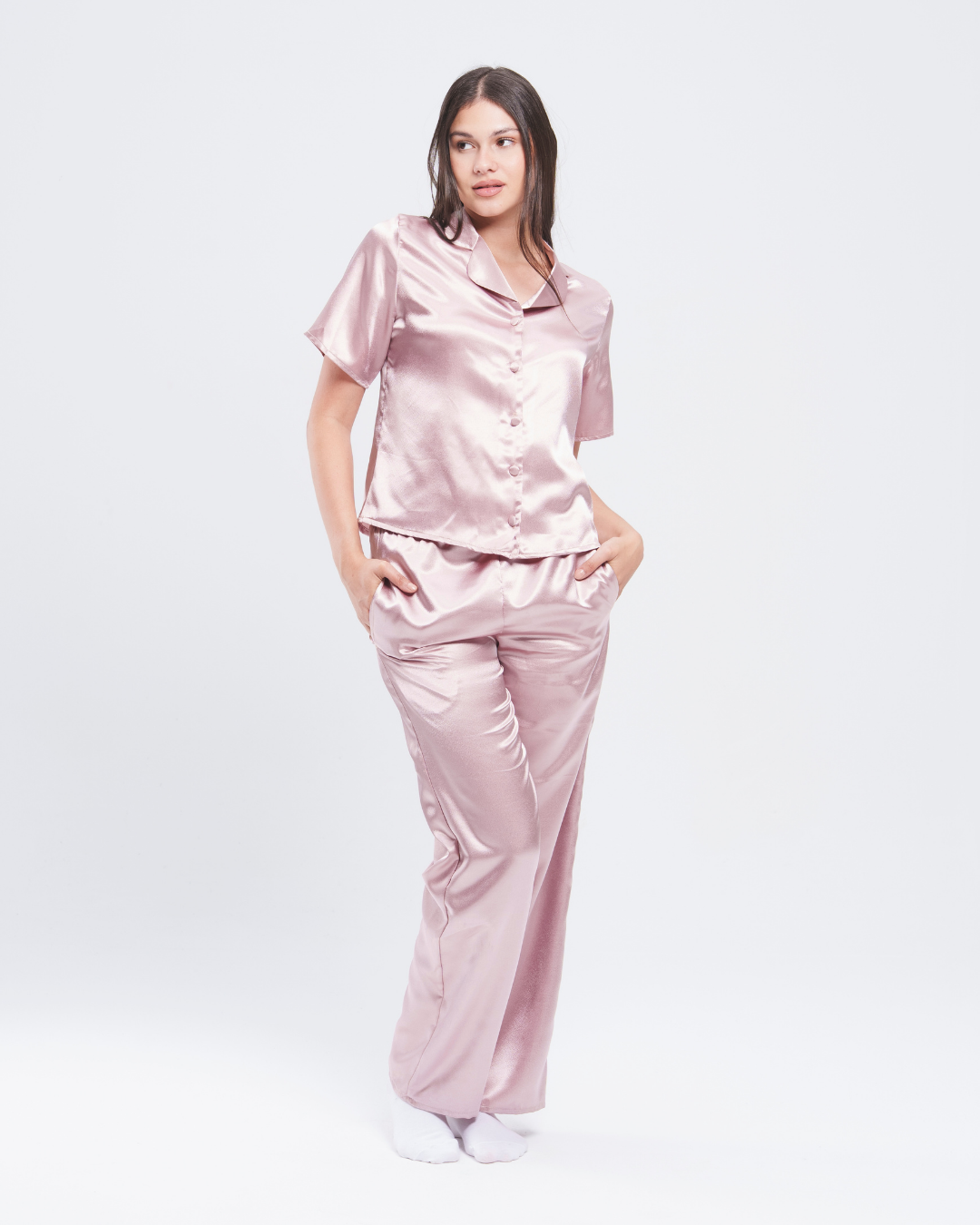 بيجاما حريمي زراير و بنطلون