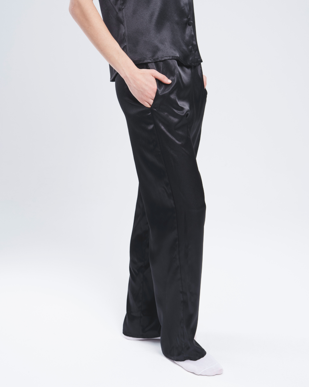 بيجاما حريمي زراير و بنطلون