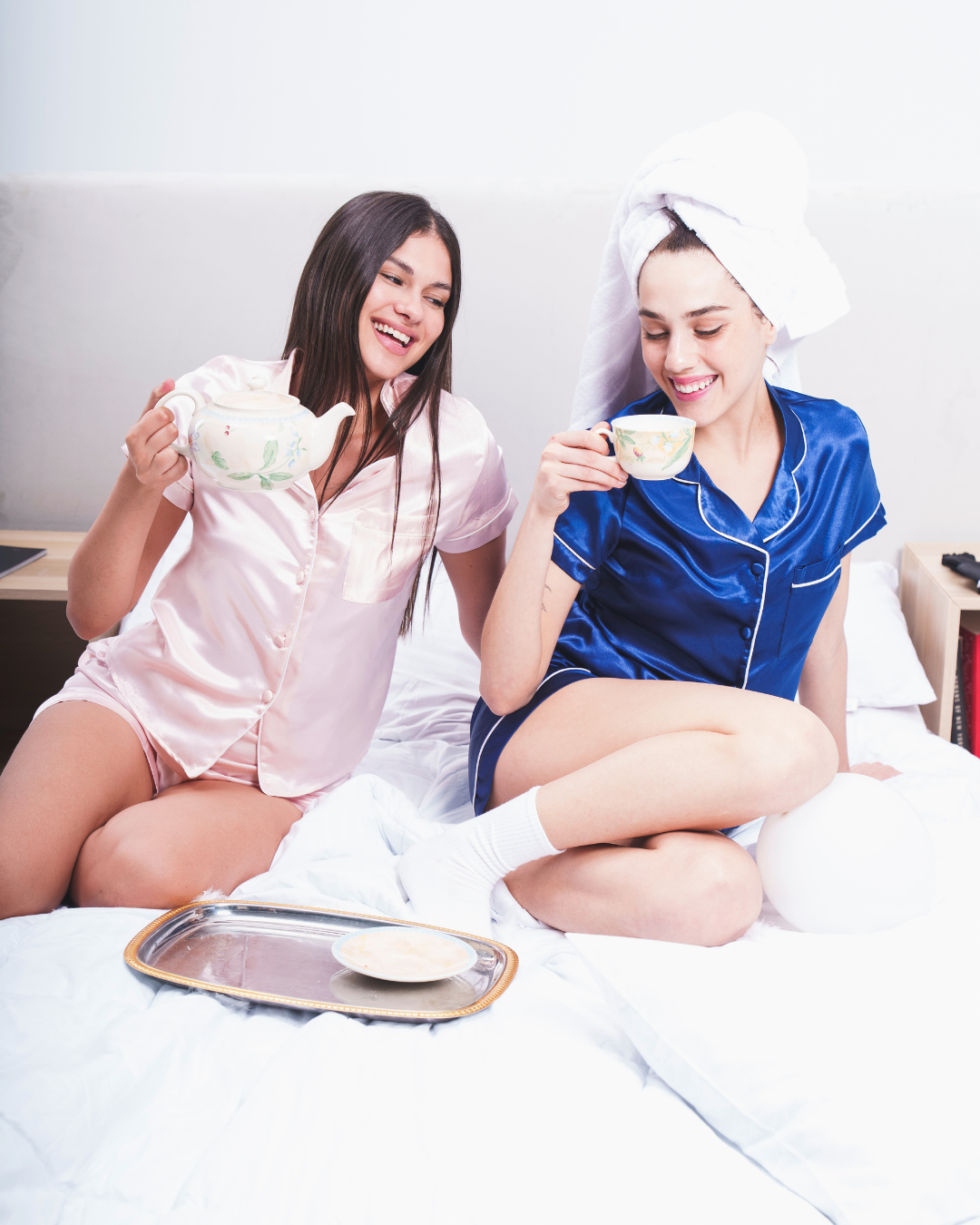 بيجاما حريمي بزراير و شورت