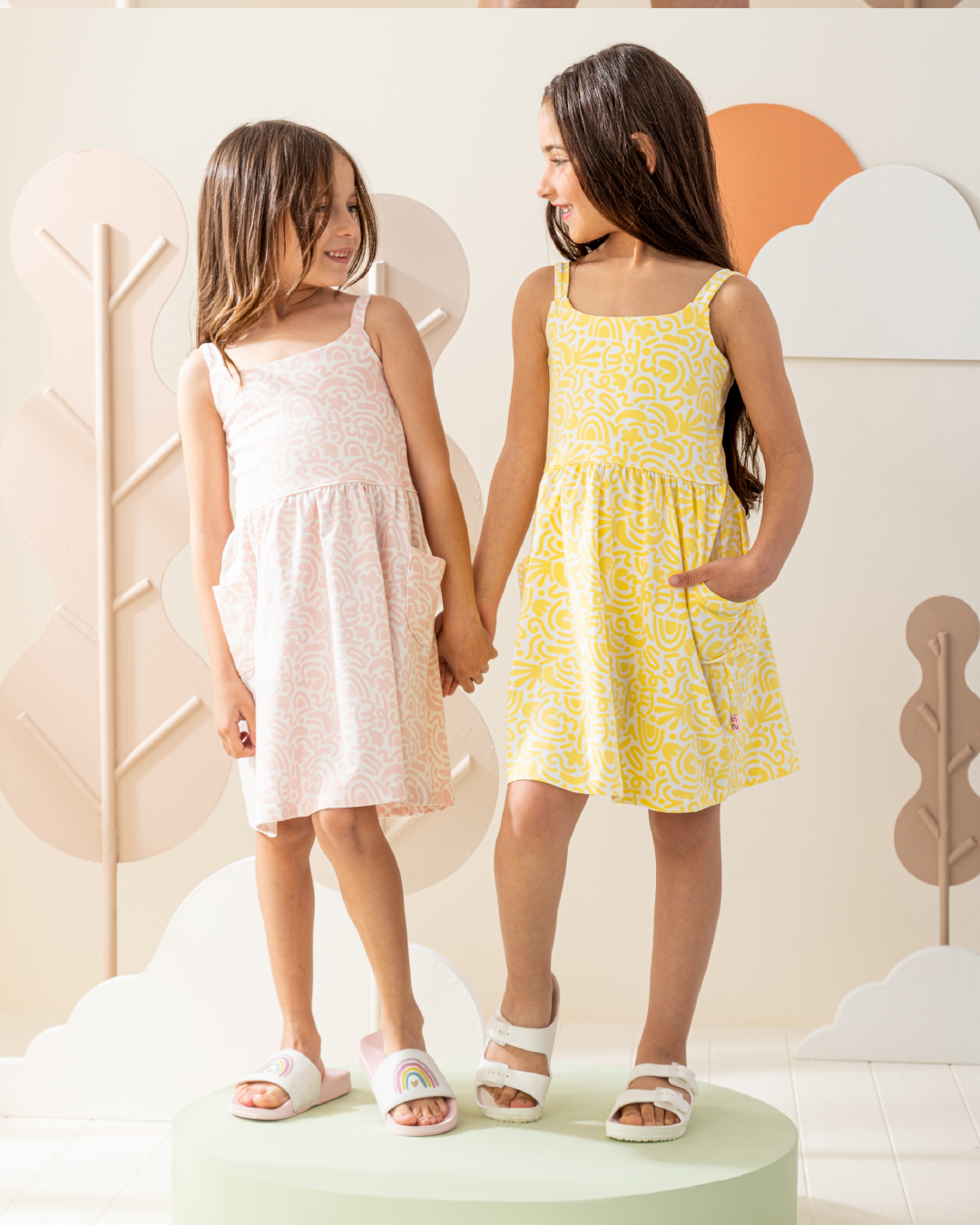 فستان قطن مطبوع مع جيوب كبيره