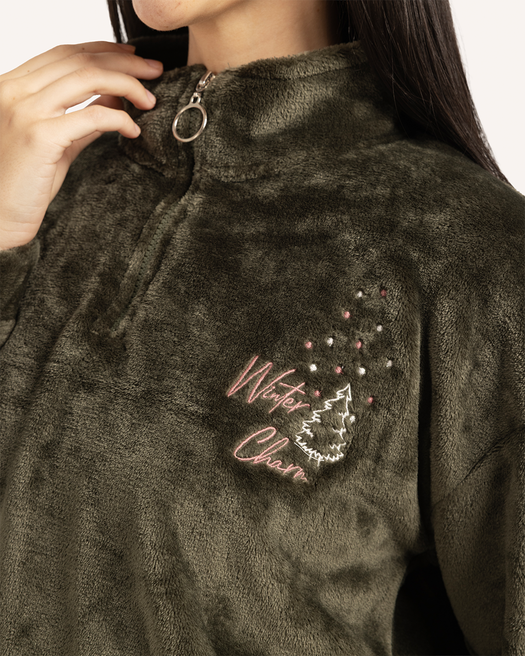 بيجاما قطيفه سحر الشتاء