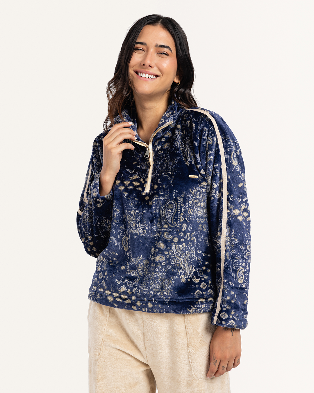 بيجاما بولار طباعه بيزلى