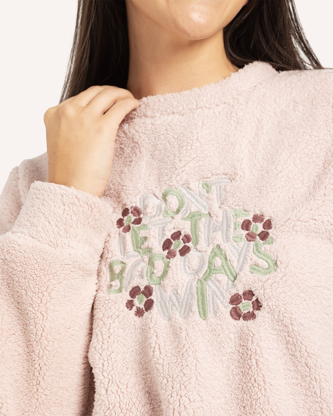 بيجاما بنطلون ورود و توب بكم