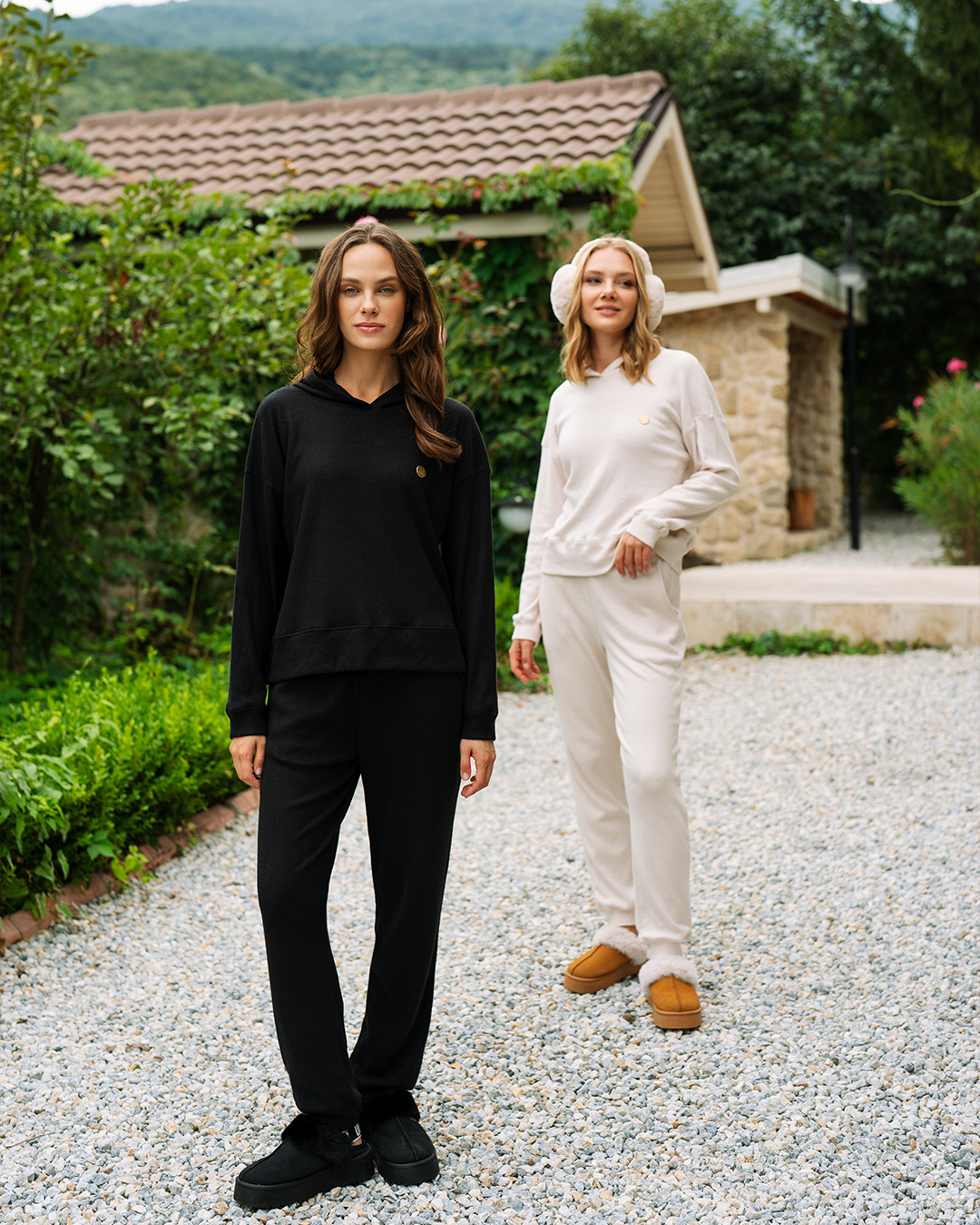 طقم  جاكارد كُم طويل