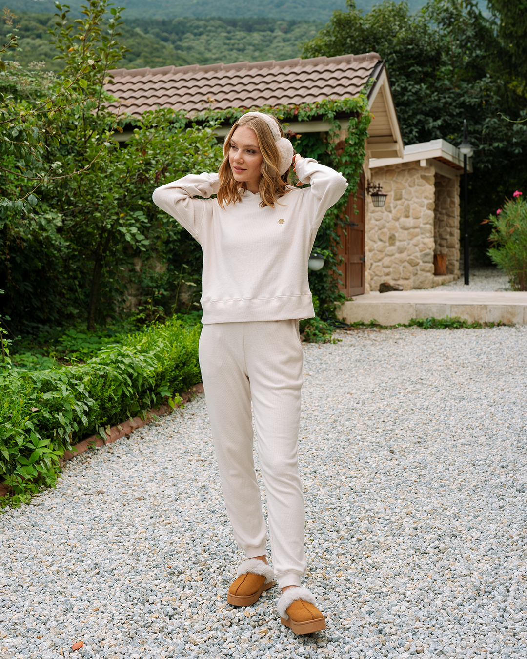 طقم  جاكارد كُم طويل