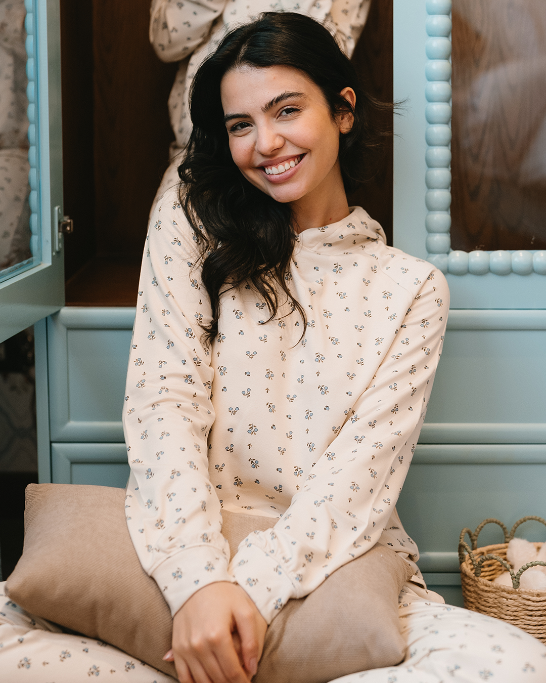 بيجاما بكابيشون ورود الشتاء