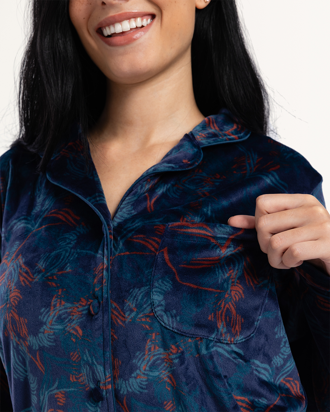 بيجاما كلاسيك بزراير تايجر