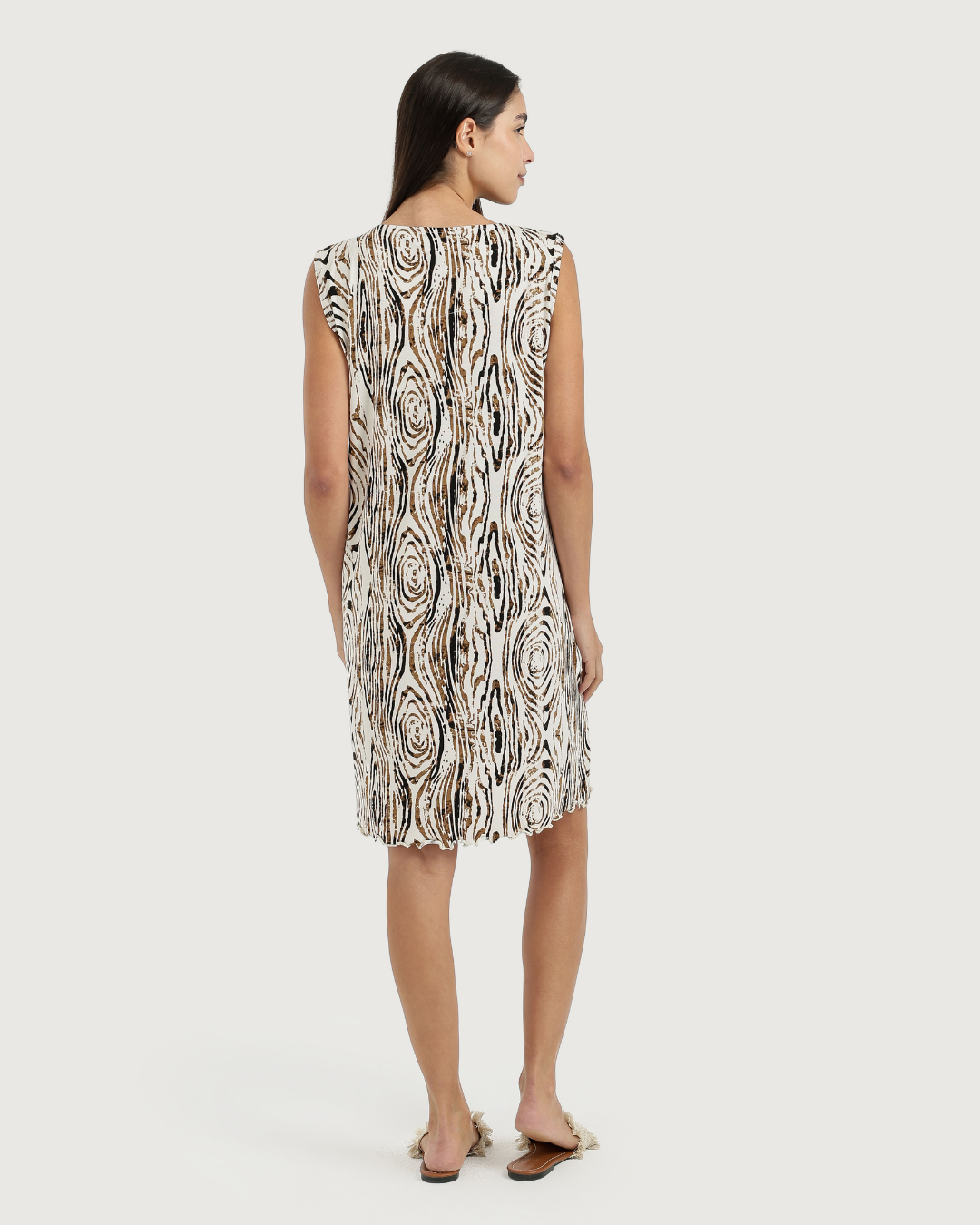 Chemises printed on a V-femme coupe