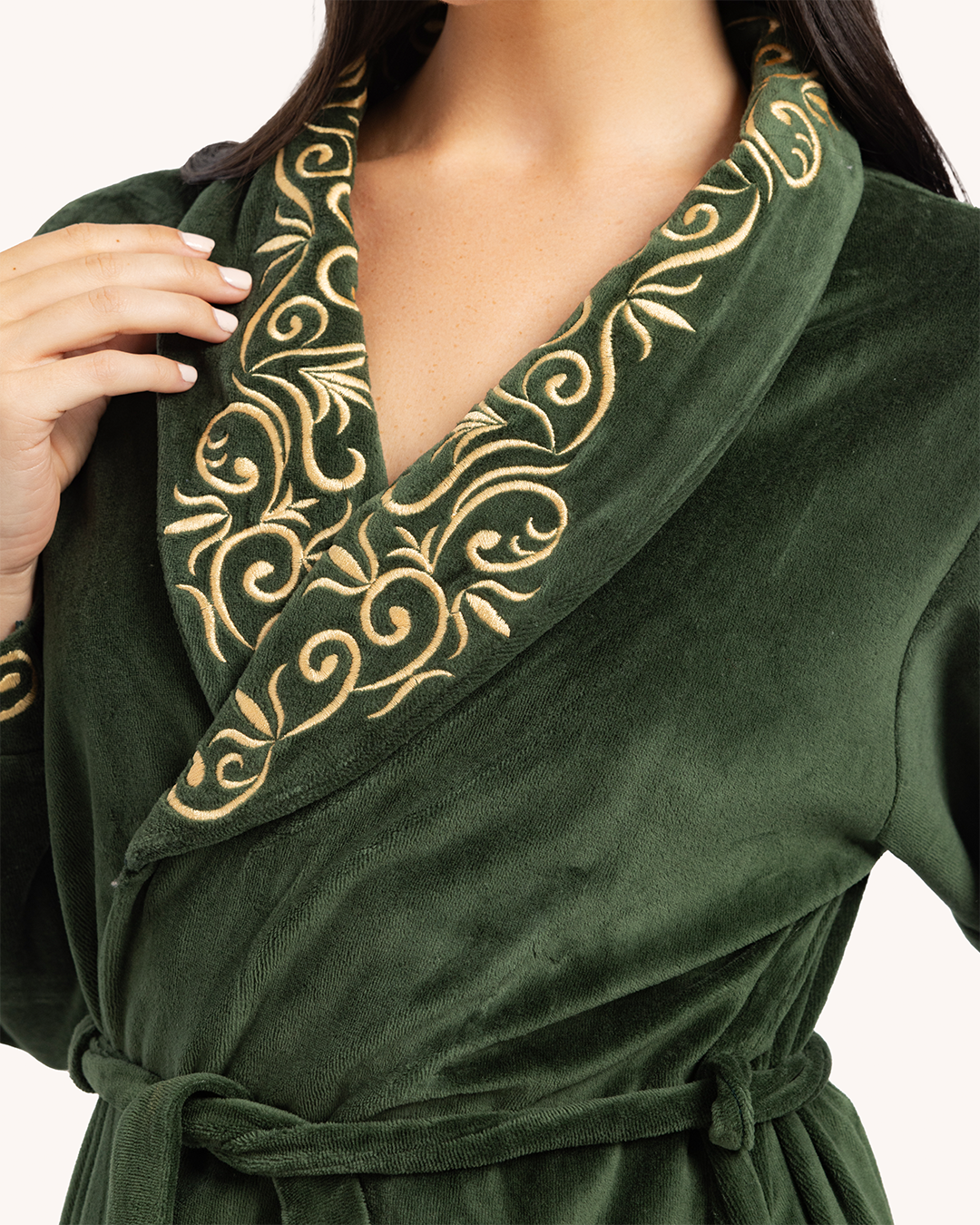 روب حريمي كول شال قطيفة