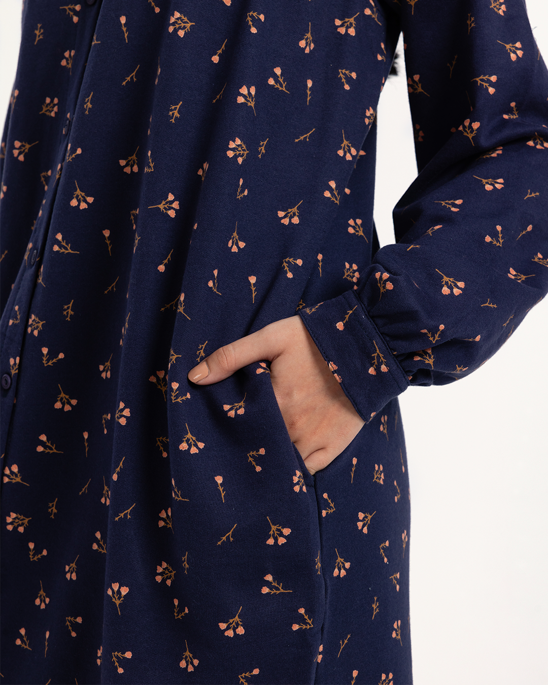 جلابية حريمي بزراير و جيوب ورود الشتاء