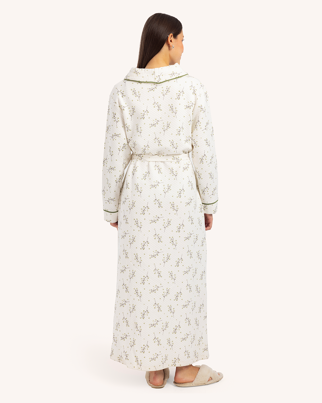 روب حريمي كول شال كابوتنية