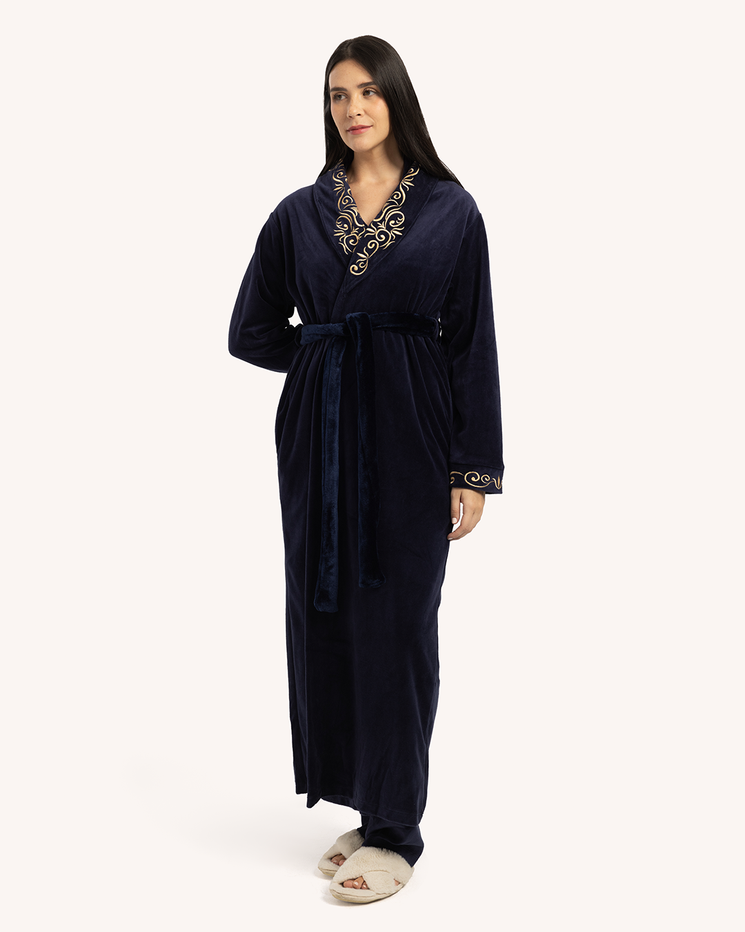 روب حريمي كول شال قطيفة