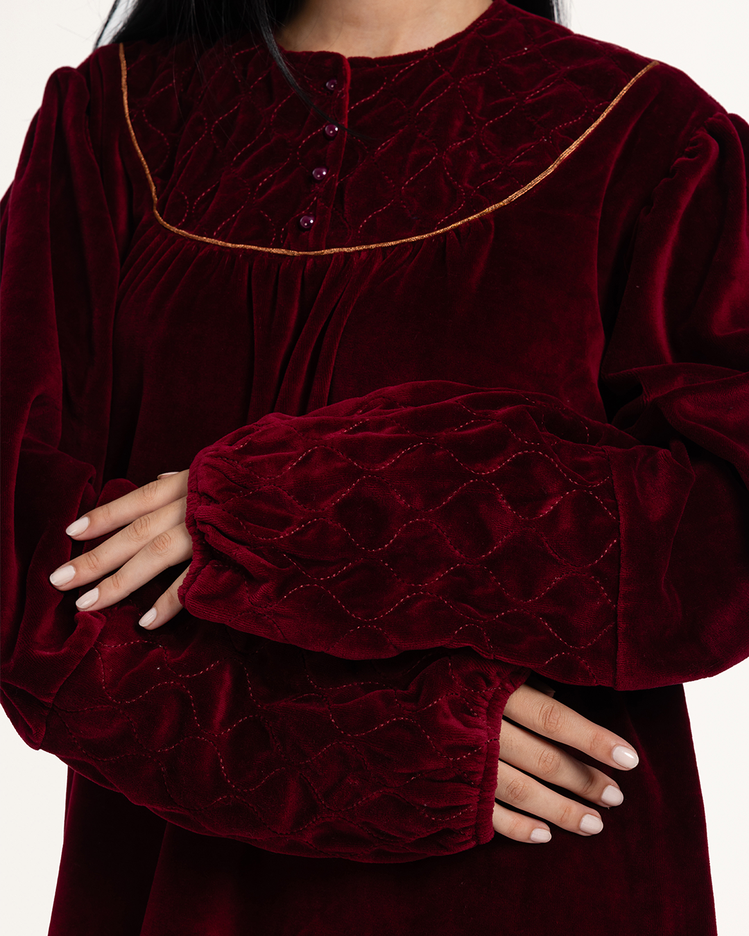 جلابية بزراير و تطريز أندلسي