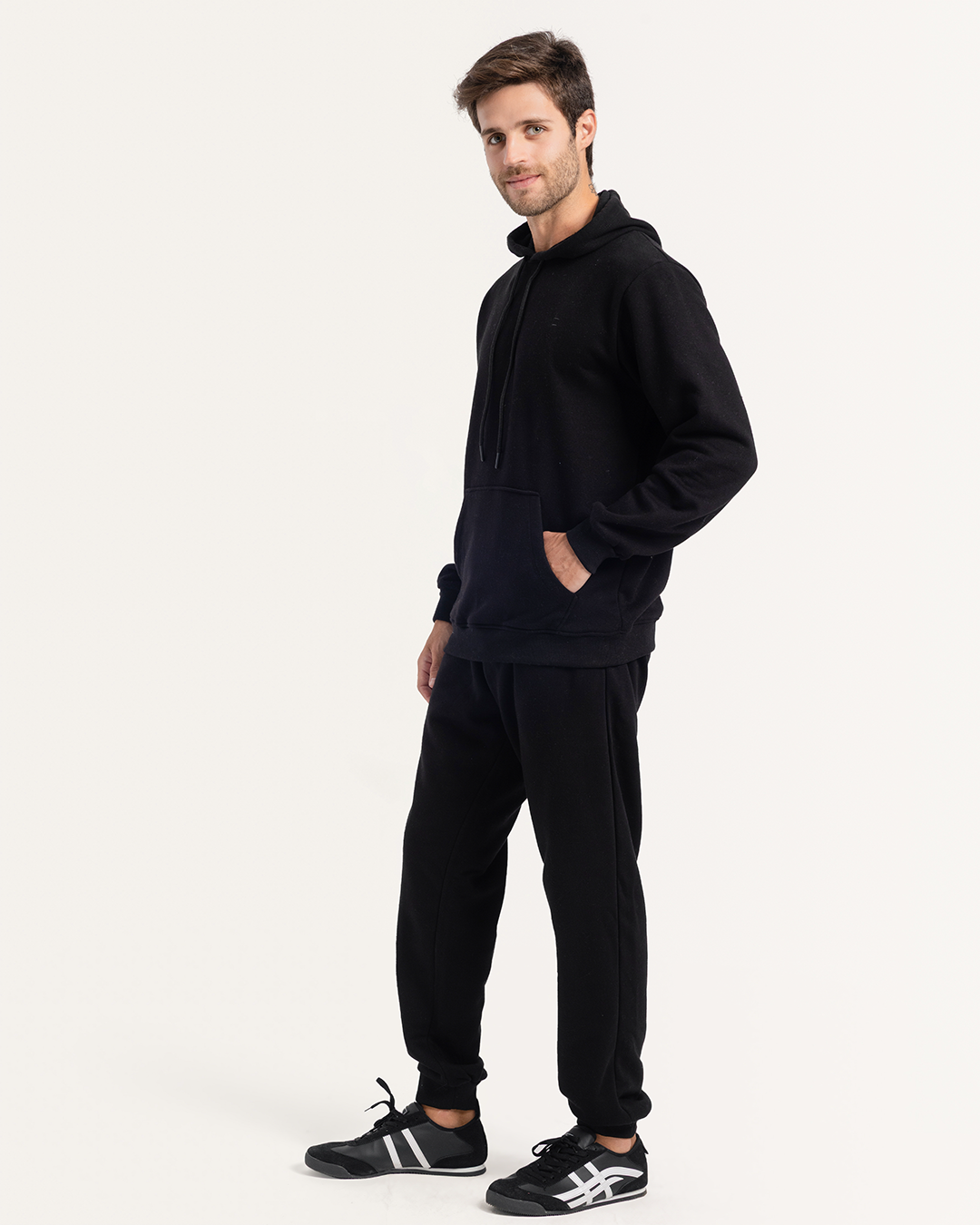 ترينج رجالي ميلتون