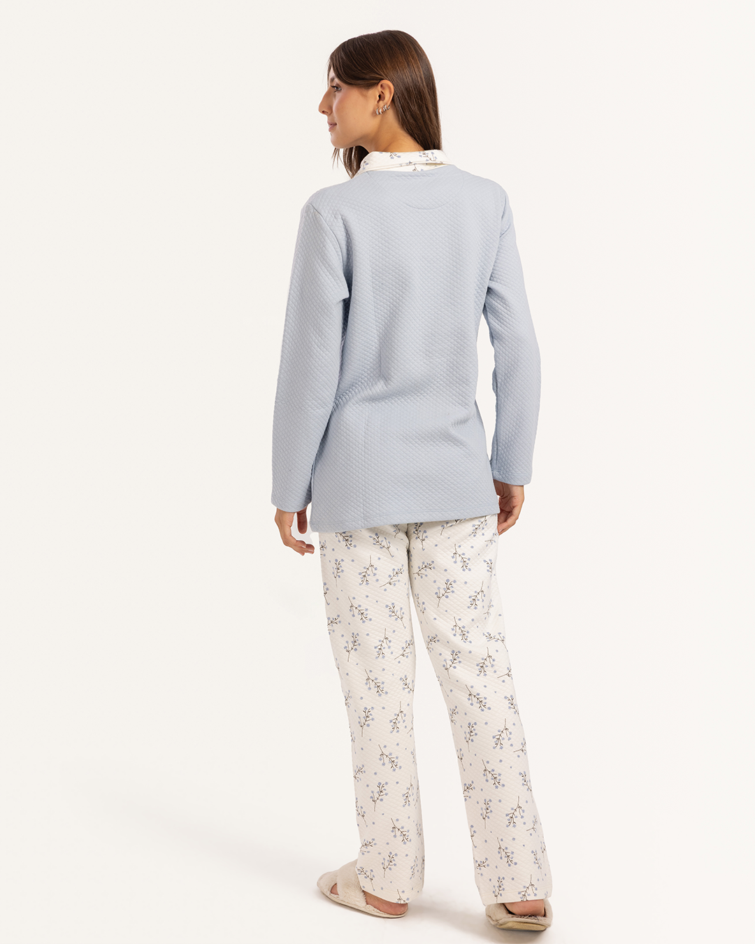 بيجاما حريمي كابوتنية