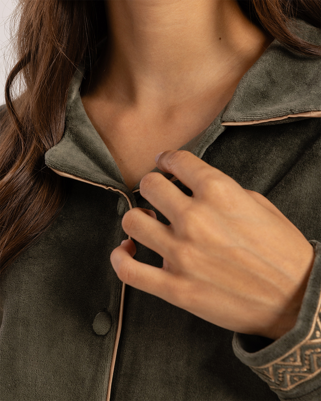 بيجاما حريمي كلاسيك قطيفة