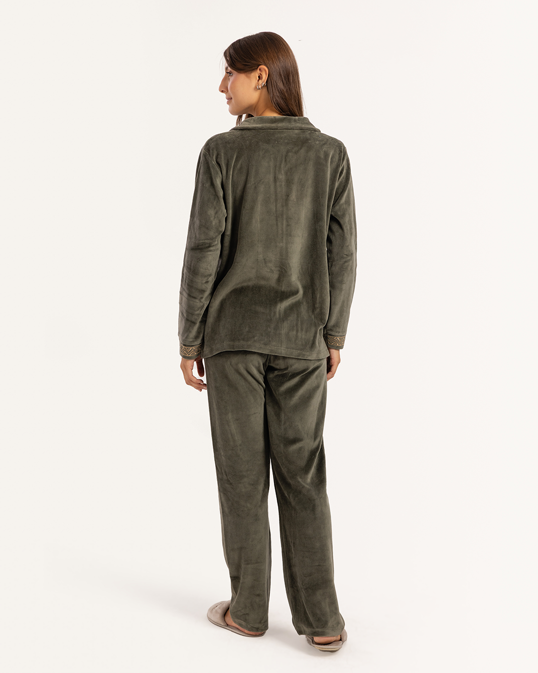 بيجاما حريمي كلاسيك قطيفة