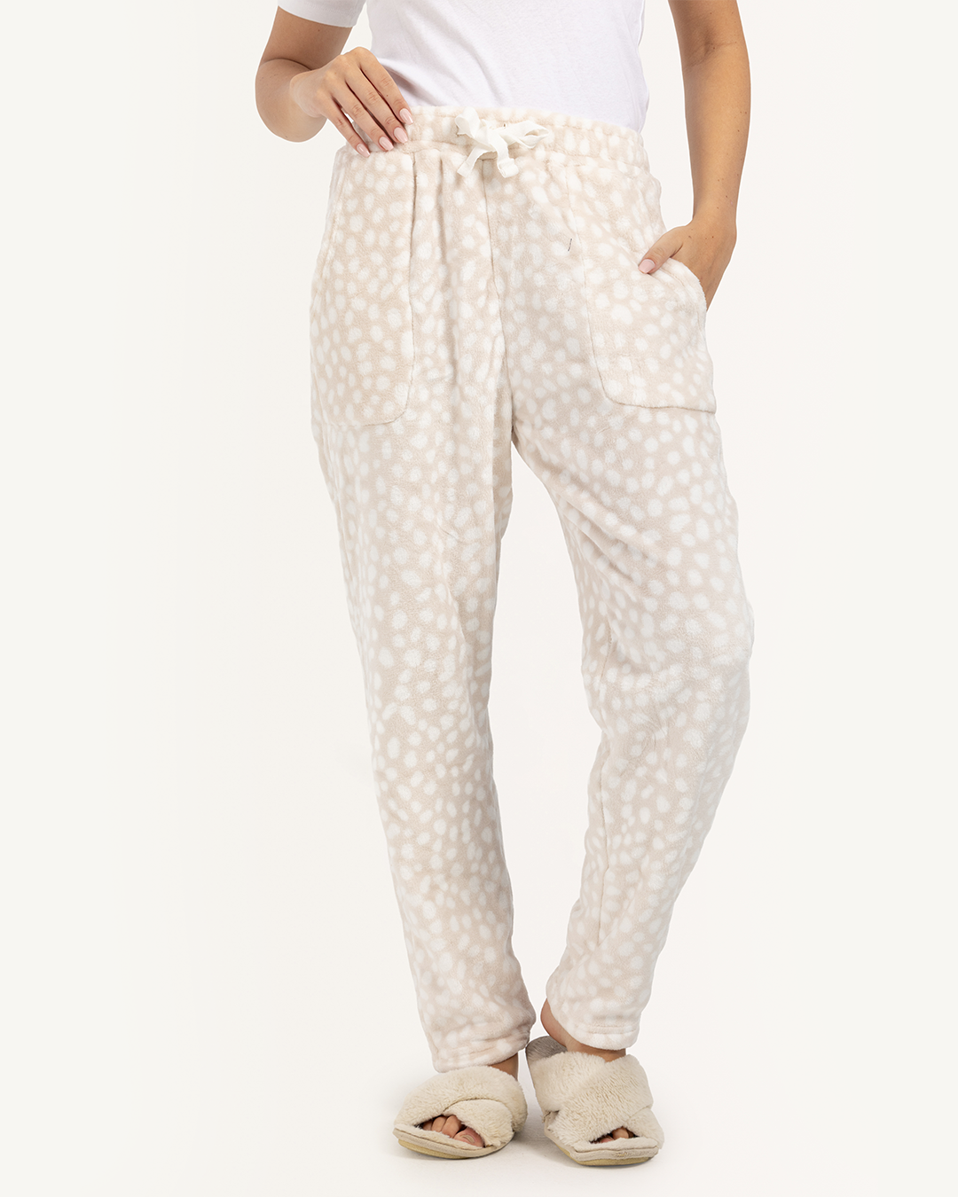 بنطلون بجيوب غزاله