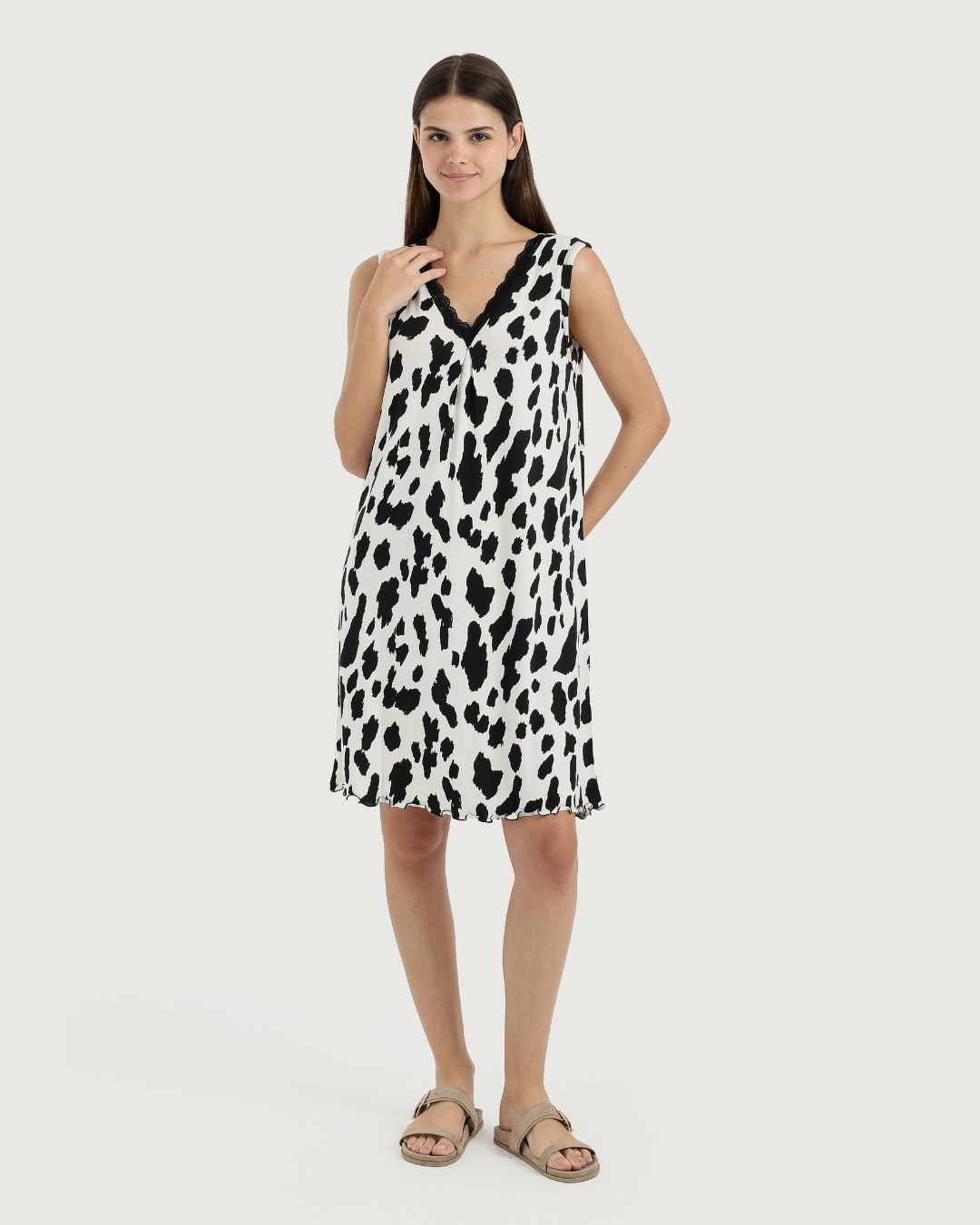 Women's V-Neck Camisole with Printed Sleeve