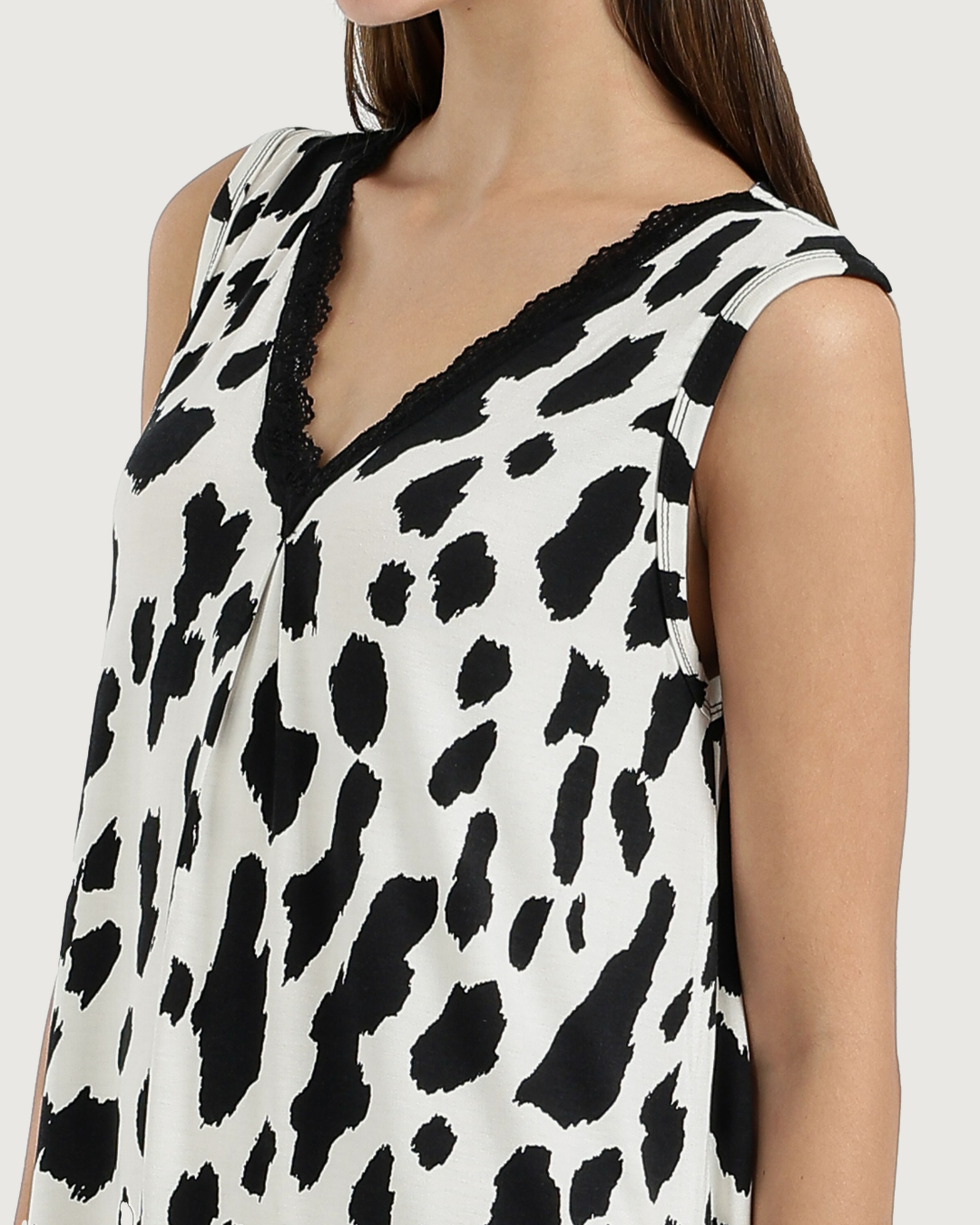 Women's V-Neck Camisole with Printed Sleeve