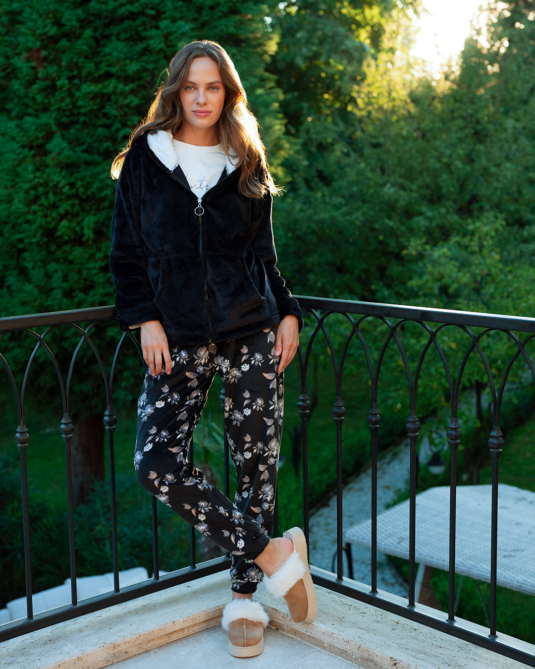 بيجاما 3 قطع ورود الشتاء