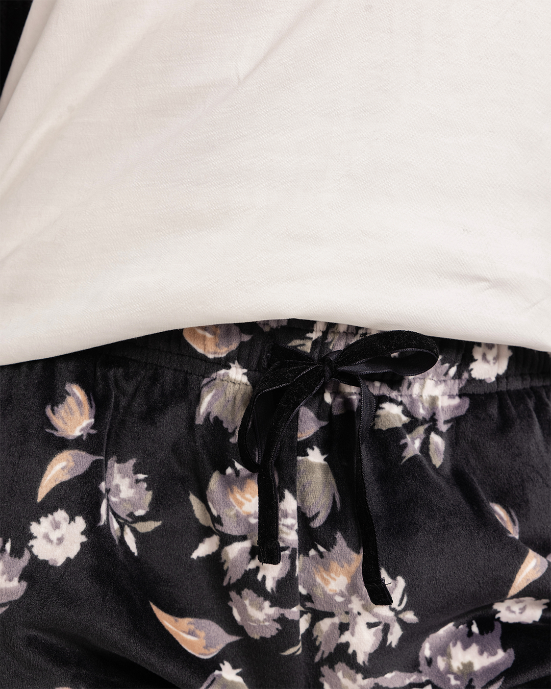 بيجاما 3 قطع ورود الشتاء