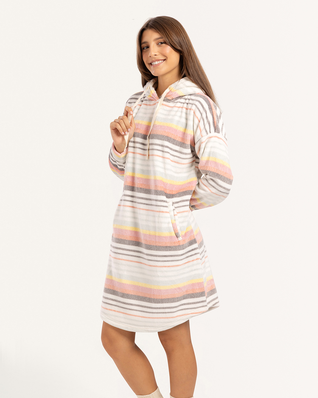 فستان شتوي بكابيشوه و كم طويل مخطط