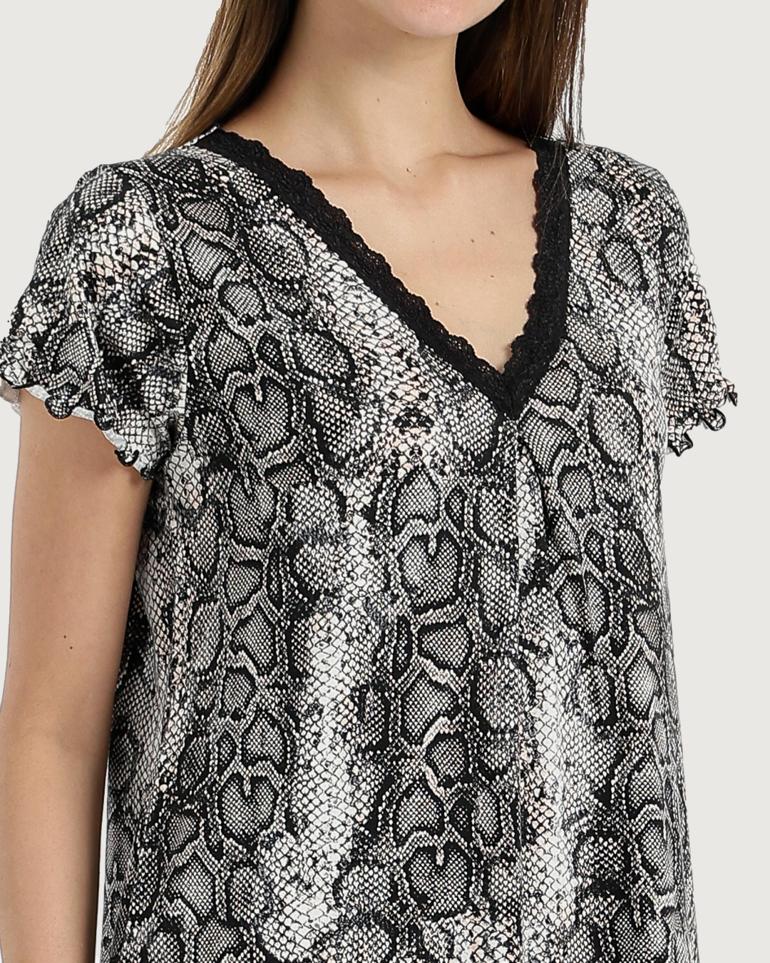 قميص حريمى V نص كم  جلد ثعبان