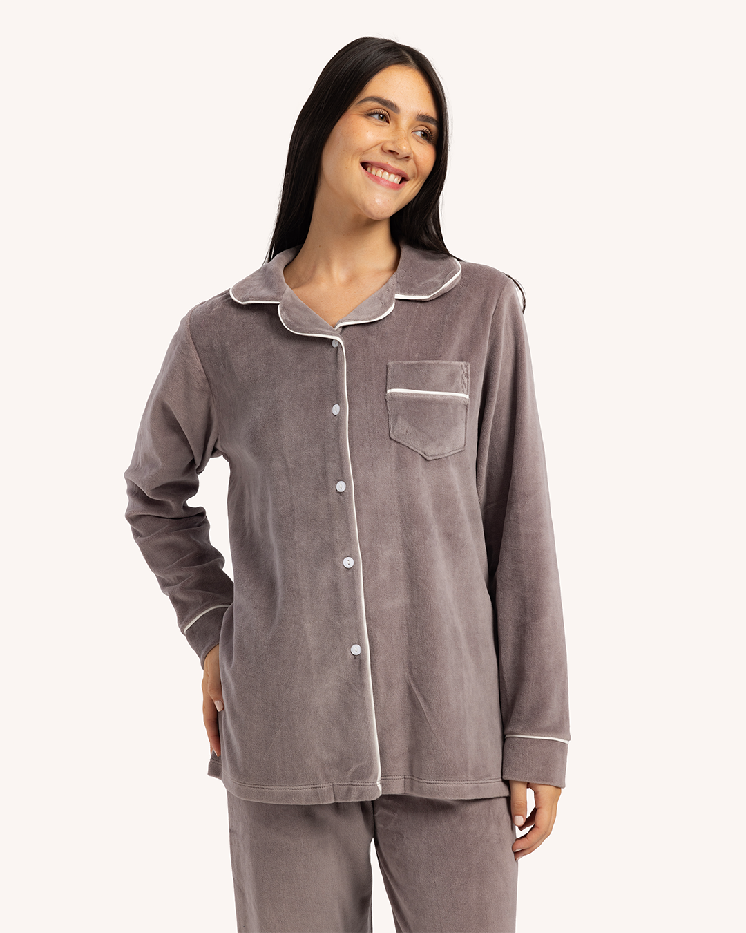 بيجاما حريمي كلاسيك قطيفة