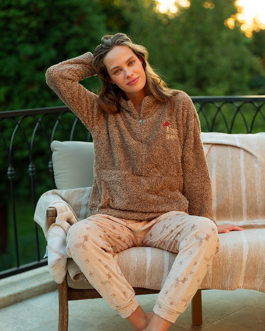 بيجاما بنطلون قطيفه موسم دافئ