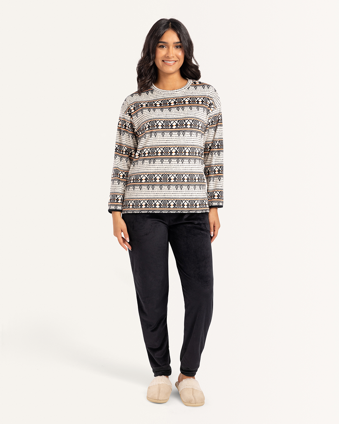 بيجاما كُم طويل طباعه اندلسيه