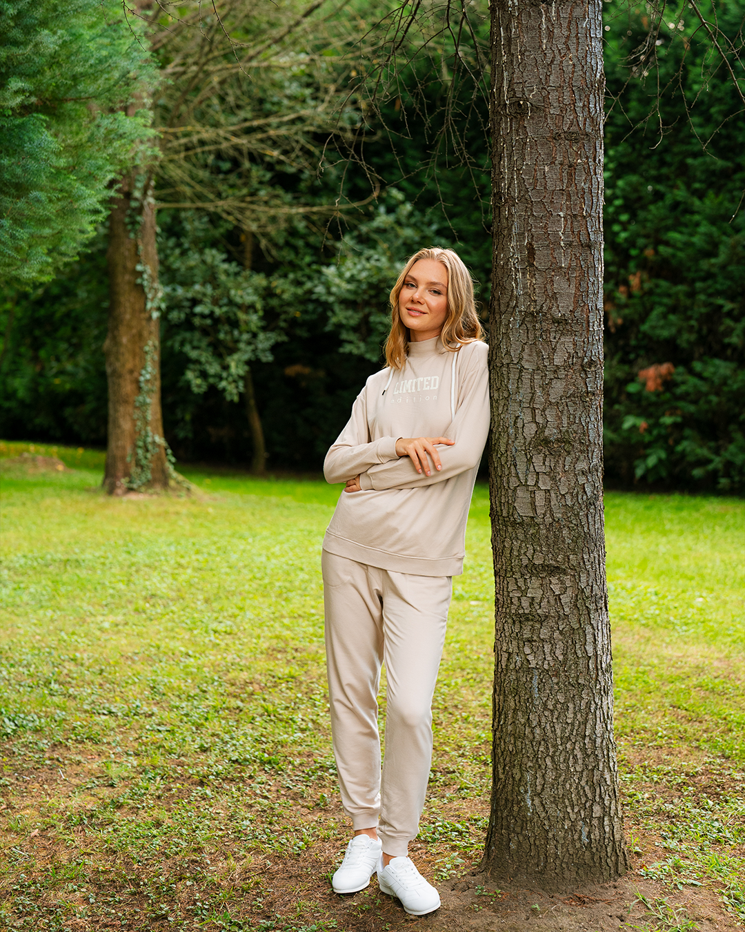 طقم رياضي كولة عالية و كابيشون