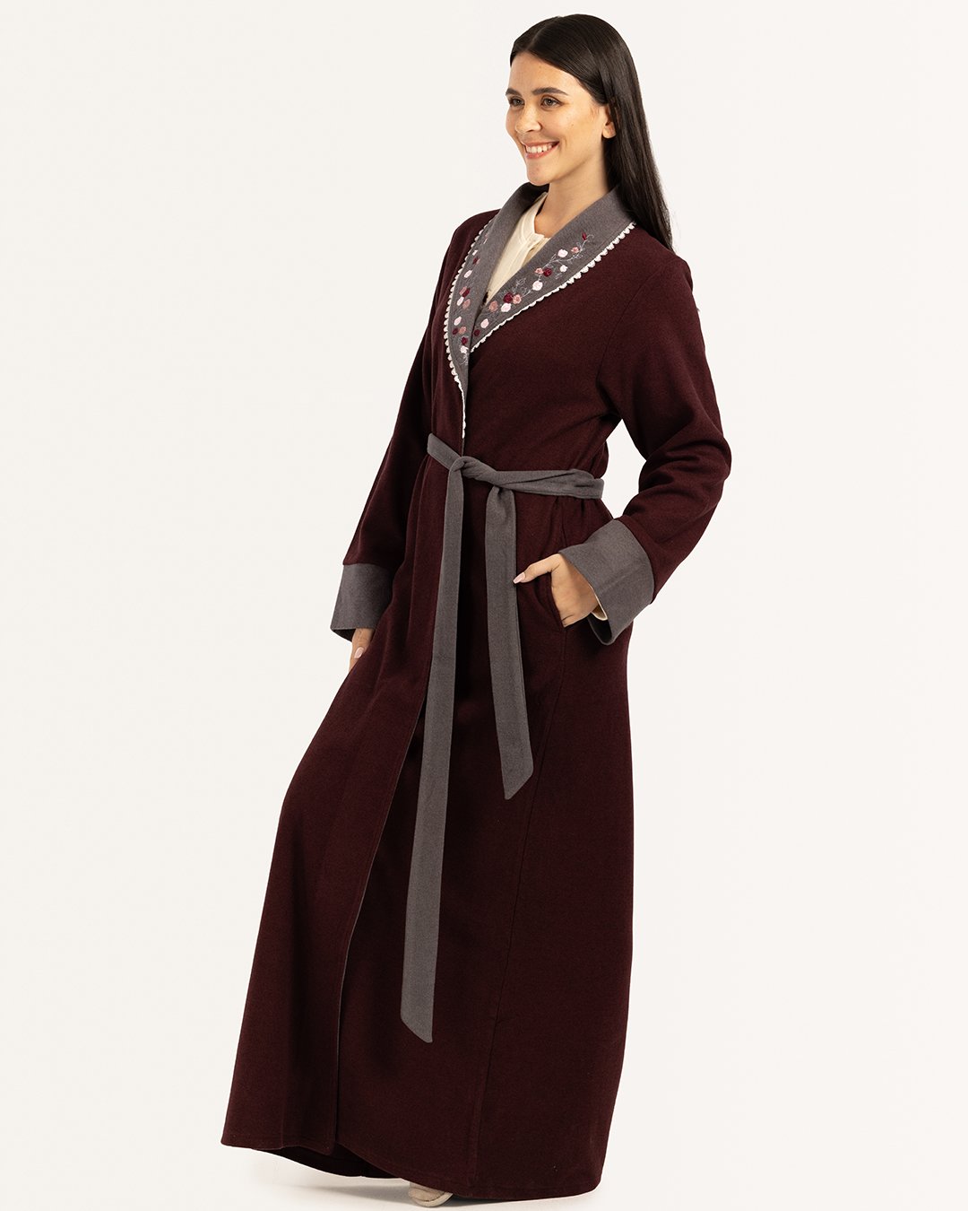 ‫روب كاشمير كول شال مطرز لونين‬‏