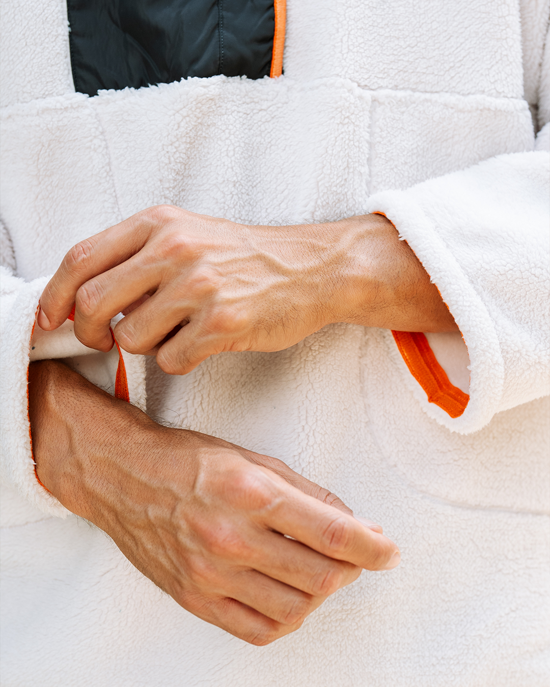 بيجاما كُم طويل ألوان فسفورية