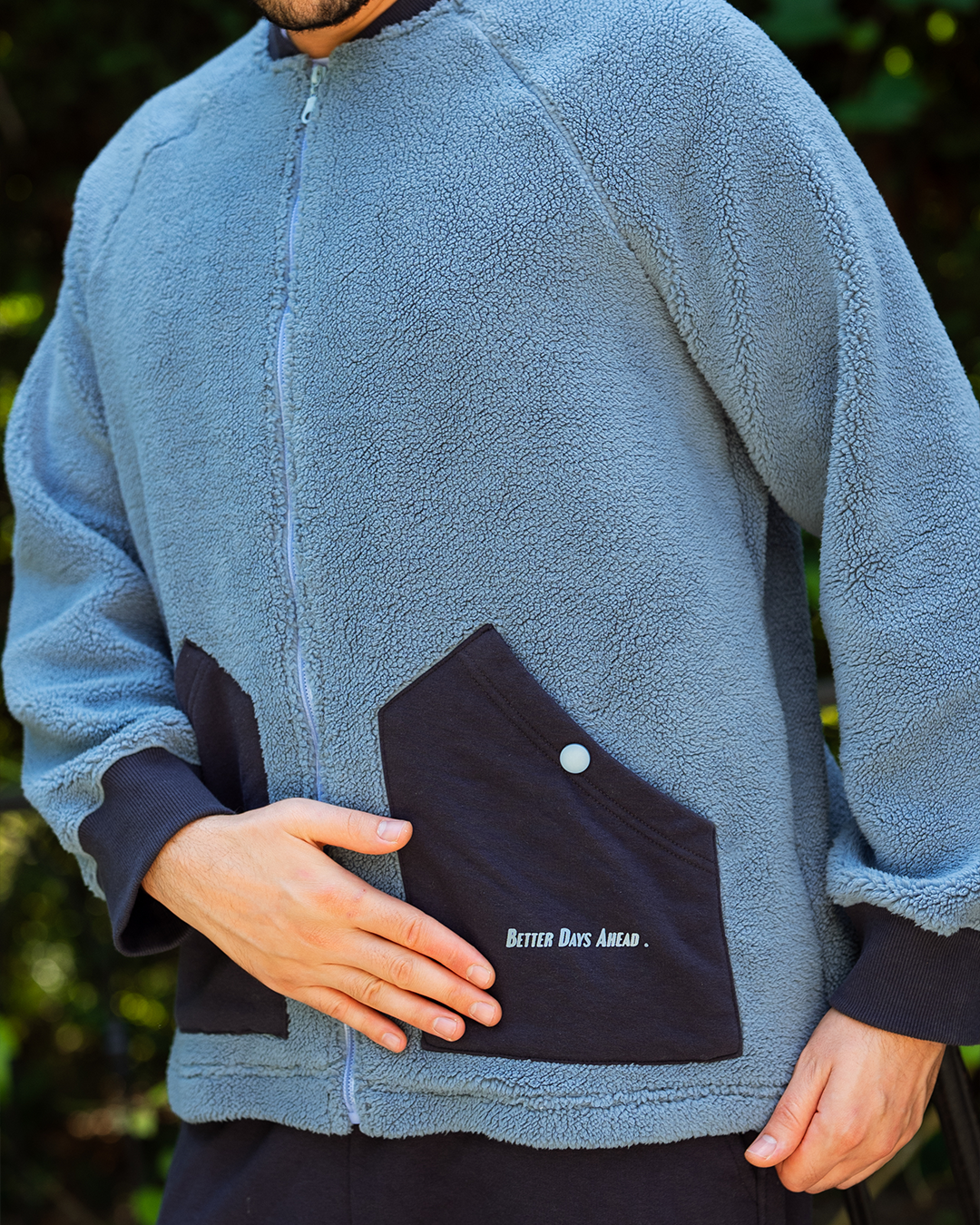 بيجاما بكم طويل و جيب من خامه البنطلون وبنطلون مستقيم