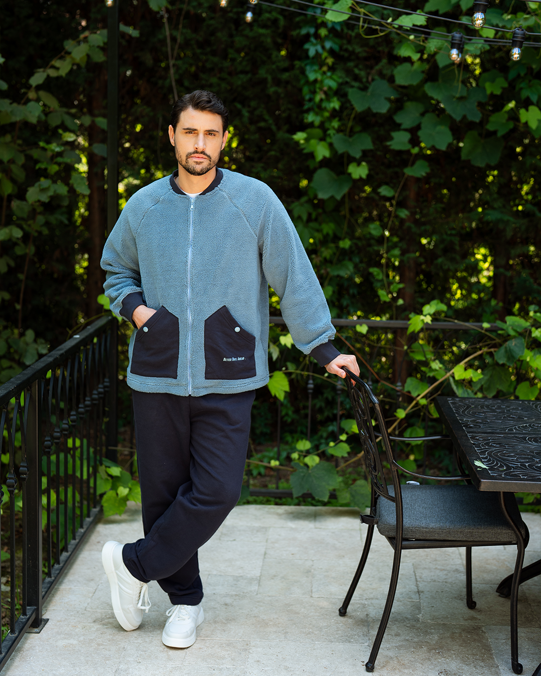 بيجاما بكم طويل و جيب من خامه البنطلون وبنطلون مستقيم