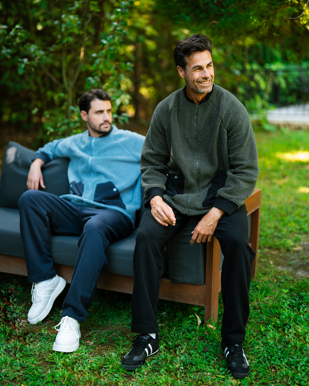 بيجاما بكم طويل و جيب من خامه البنطلون وبنطلون مستقيم