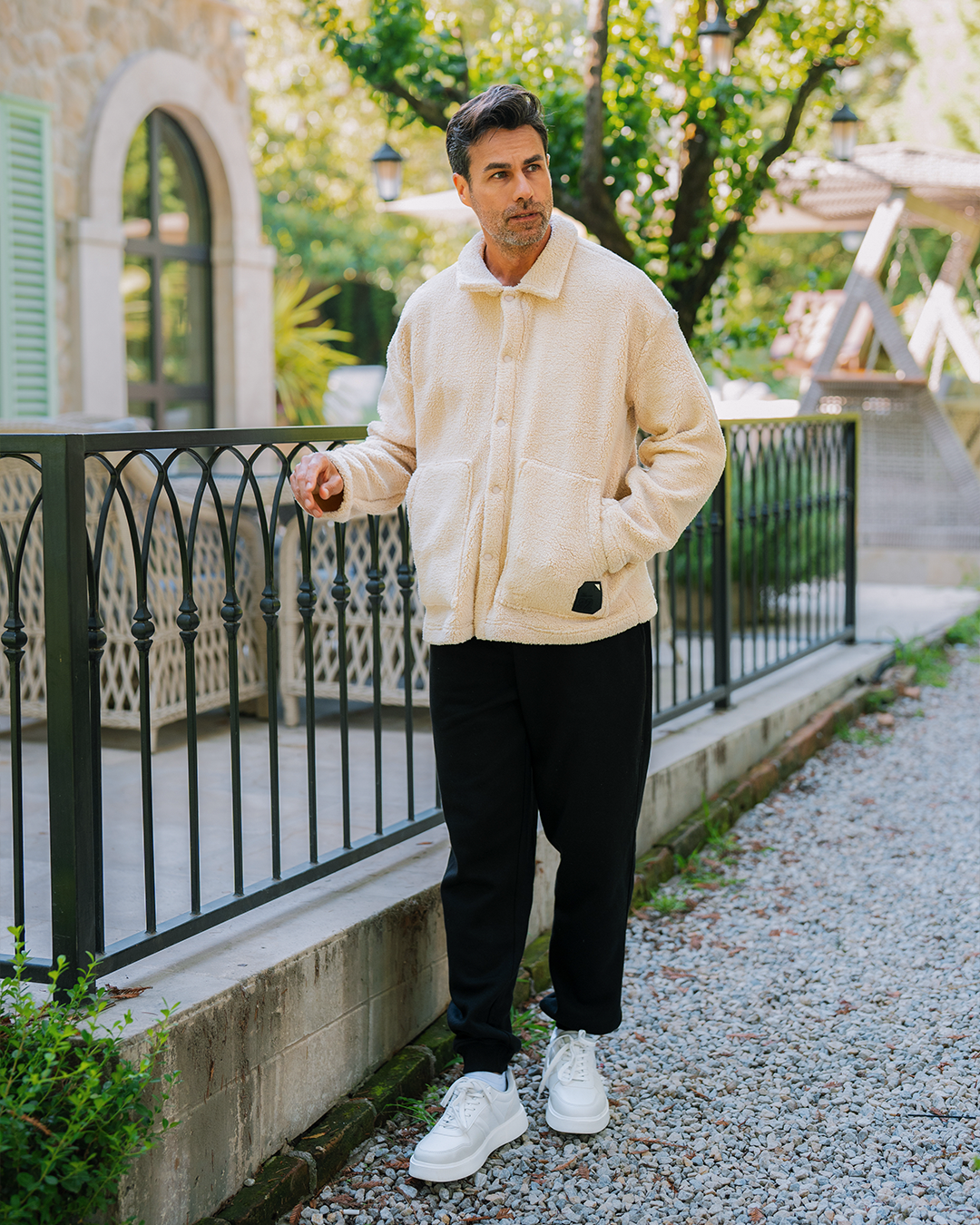 بيجاما بكباسين كُم طويل و بنطلون ميلتون