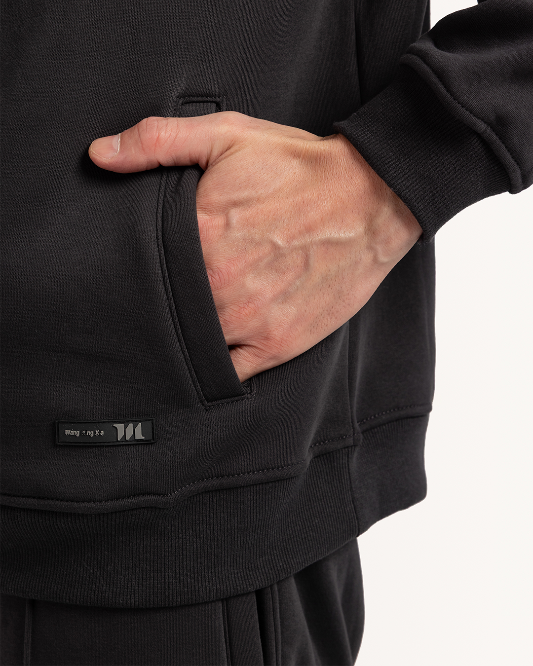 طقم رياضي ميلتون