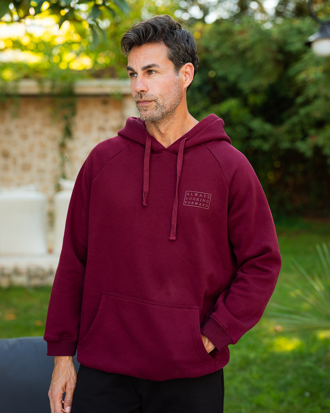 بيجاما بكابيشوه  النظر الي الامام