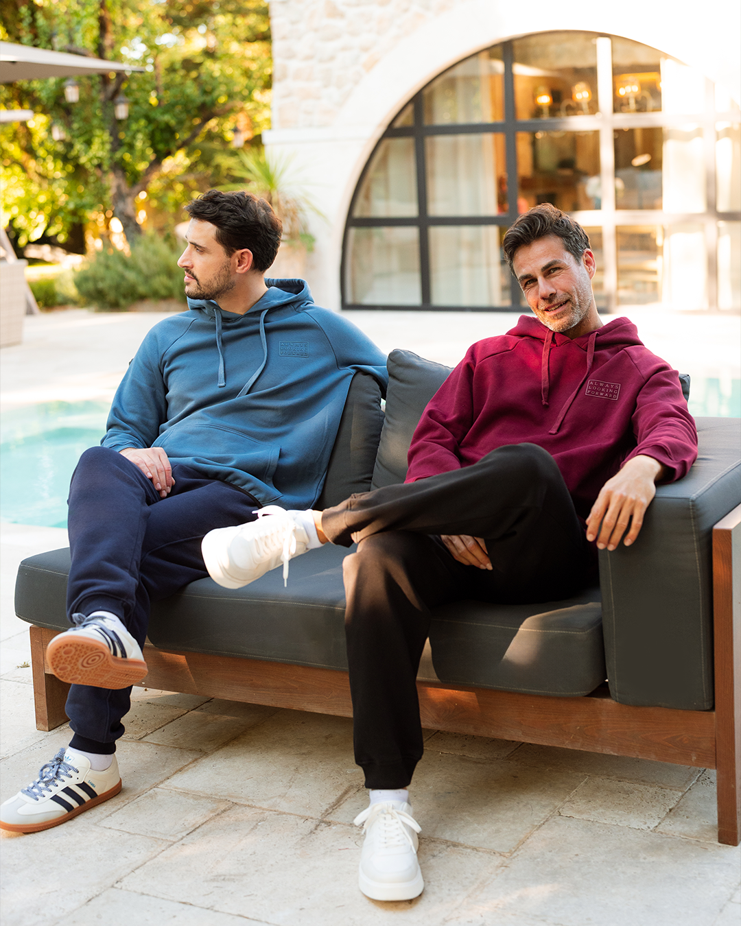 بيجاما بكابيشوه  النظر الي الامام