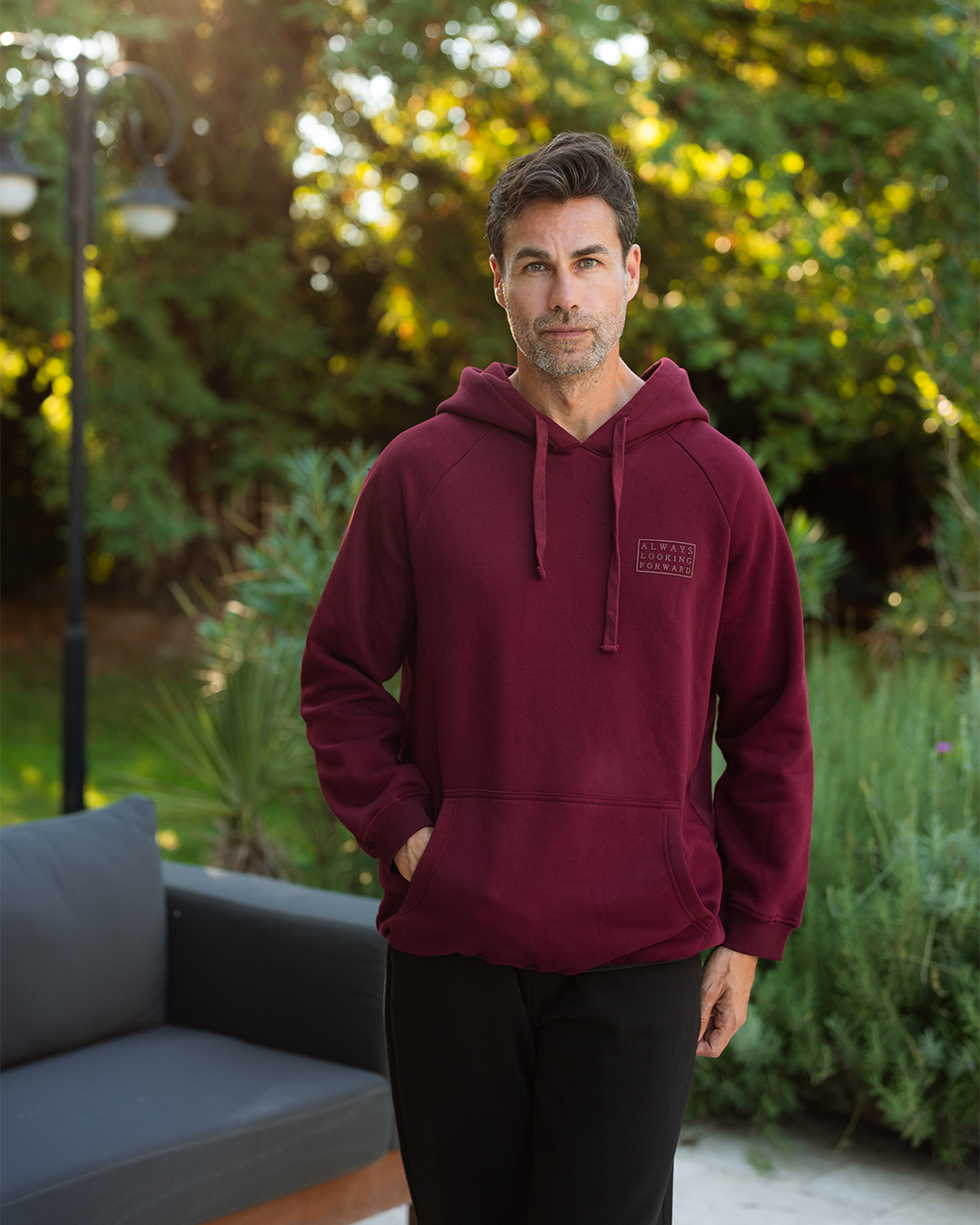 بيجاما بكابيشوه  النظر الي الامام