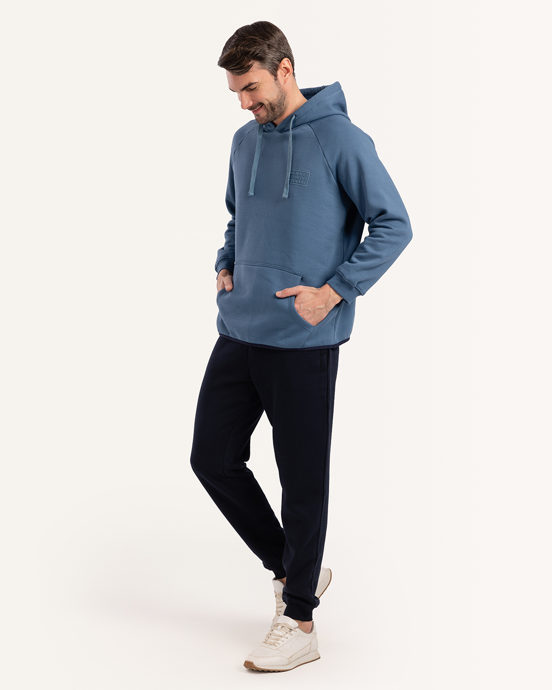 بيجاما بكابيشوه  النظر الي الامام