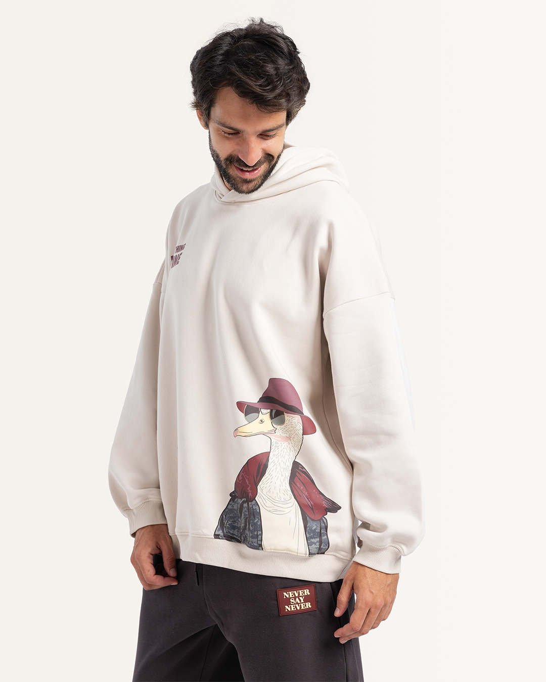 طقم  سويت شيرت بكابيشون و طباعه على الصدر