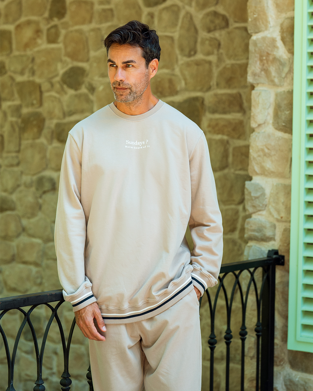 بيجاما بكم و بنطلون ايام الاحد