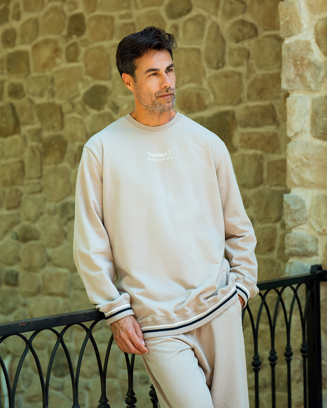 بيجاما بكم و بنطلون ايام الاحد